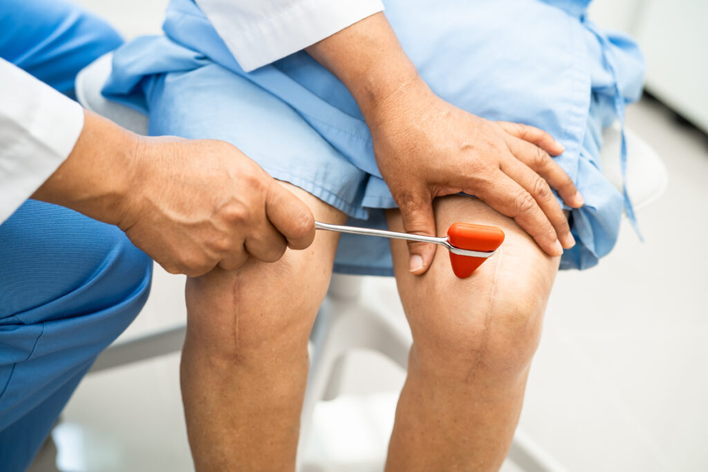 knee replacement surgeon in Hinjewadi, PCMC, Pimpri Chinchwad